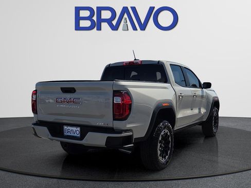 Used 2026 GMC Canyon AT4 AWD/4WD image 4