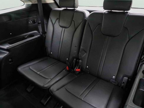Certified 2025 Kia Sorento S FWD image 22