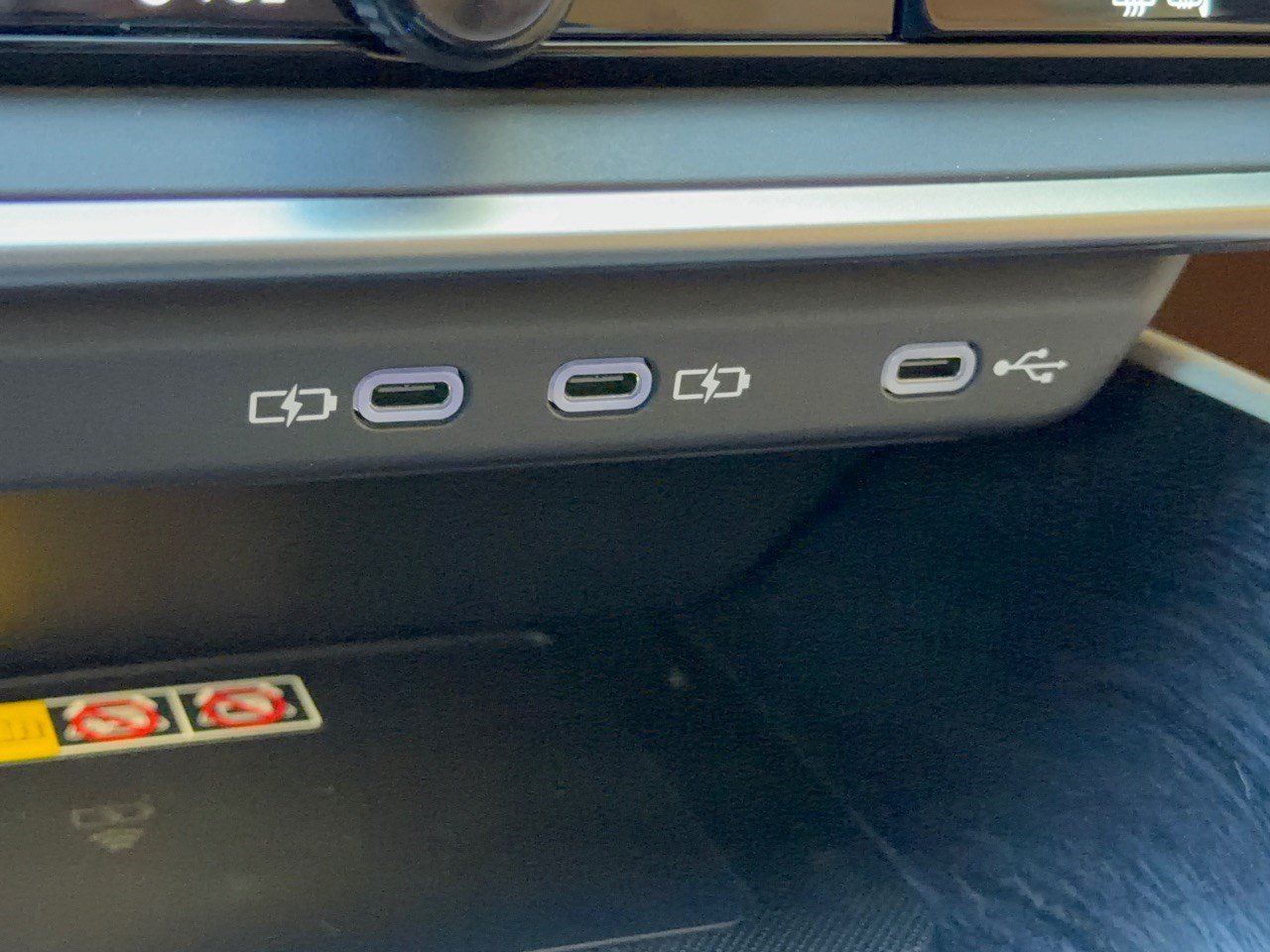New 2026 Lexus RZ 450e AWD w/ Accessory Package (2T) image 32