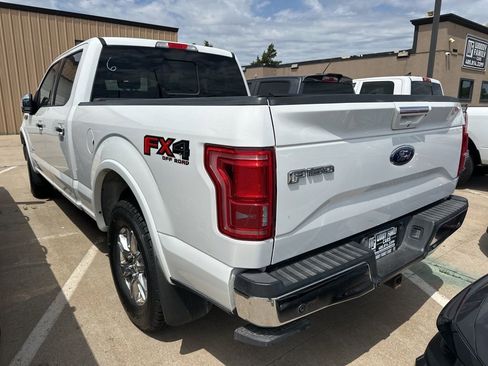 Used 2016 Ford F150 Lariat w/ Equipment Group 502A Luxury AWD/4WD image 3