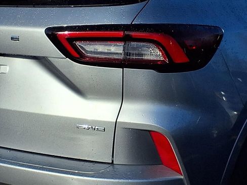 Used 2023 Ford Escape ST-Line Select image 23