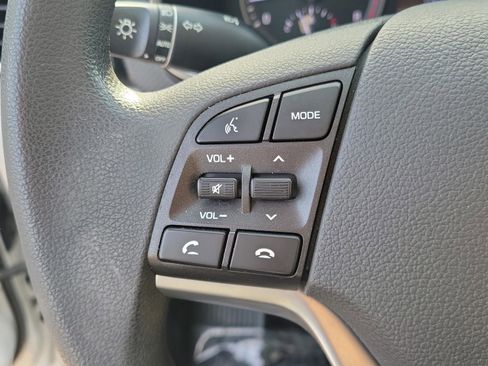 Used 2020 Hyundai Tucson Value w/ Cargo Package image 27