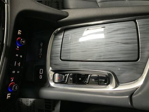 Used 2023 Buick Enclave Essence w/ Experience Buick Package AWD/4WD image 42