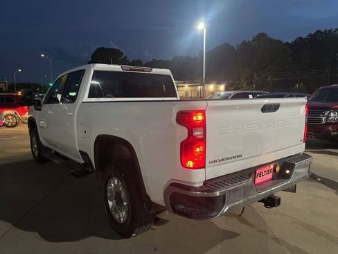Used 2023 Chevrolet Silverado 2500 LT w/ Convenience Package AWD/4WD image 8