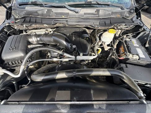 Used 2018 RAM 1500 Big Horn AWD/4WD image 35