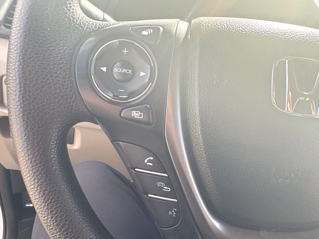 Used 2016 Honda Pilot EX image 19