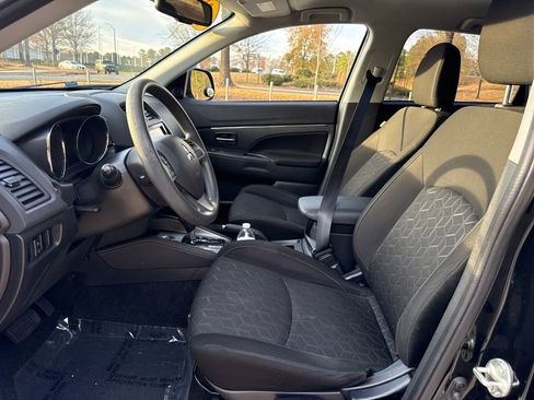 Used 2021 Mitsubishi Outlander Sport ES image 13