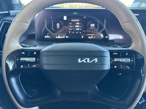 New 2026 Kia Sorento SX Prestige w/ Olive Brown Leather Package image 28