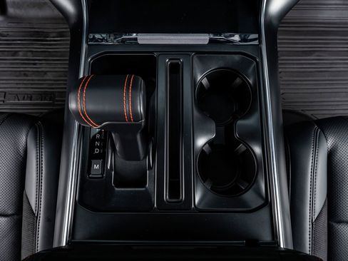 Used 2025 Ford F150 Raptor image 28