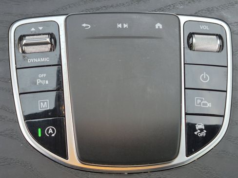 Used 2023 Mercedes-Benz GLC 300 4MATIC Coupe image 29