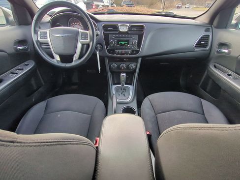 Used 2013 Chrysler 200 Touring w/ Cold Weather Group image 15