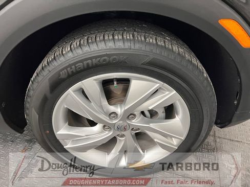 Used 2025 Buick Encore GX Preferred FWD image 21