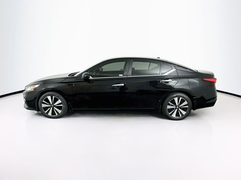 Used 2022 Nissan Altima 2.5 SV FWD image 4