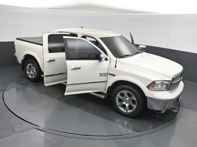 Used 2018 RAM 1500 Laramie w/ Convenience Group AWD/4WD image 63