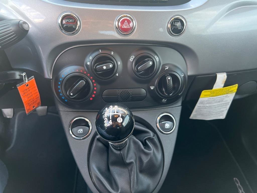 Used 2015 FIAT 500 Pop FWD image 17