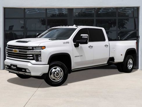 Used 2022 Chevrolet Silverado 3500 High Country AWD/4WD image 1