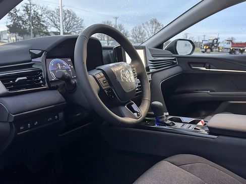 New 2026 Toyota Camry LE image 7