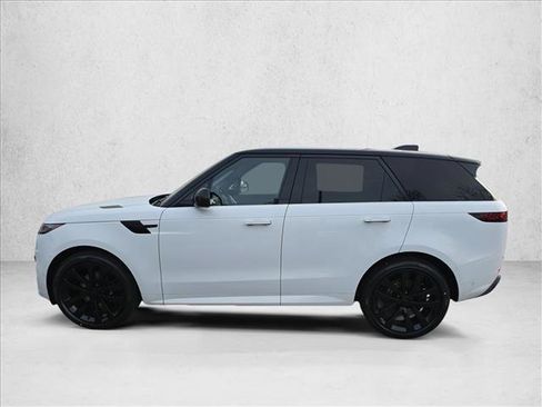 New 2026 Land Rover Range Rover Sport Dynamic SE image 8