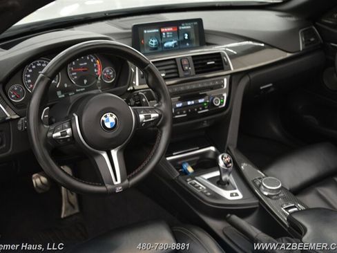 Used 2018 BMW M4 Convertible image 14