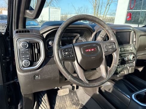 Used 2020 GMC Sierra 2500 AT4 w/ AT4 Premium Package image 9