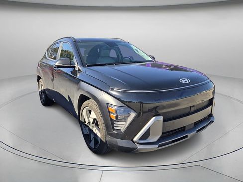 Used 2024 Hyundai Kona Limited image 4