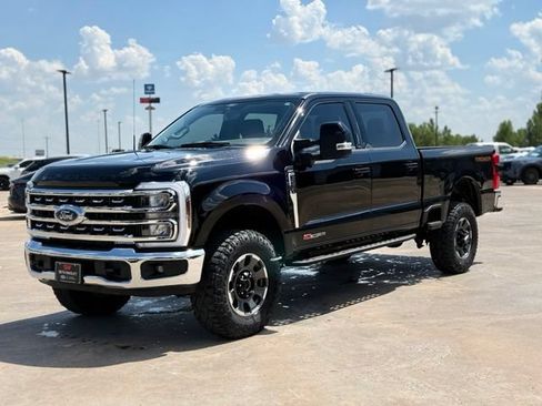 Certified 2024 Ford F250 Lariat w/ Tremor Off-Road Package AWD/4WD image 3