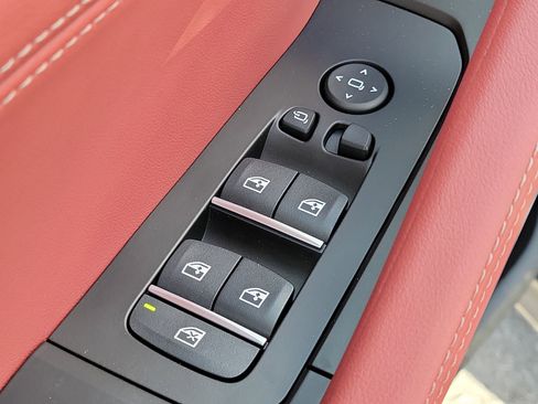 New 2027 BMW X6 xDrive40i AWD/4WD image 17
