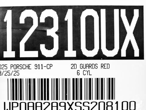 Used 2025 Porsche 911 Carrera image 28