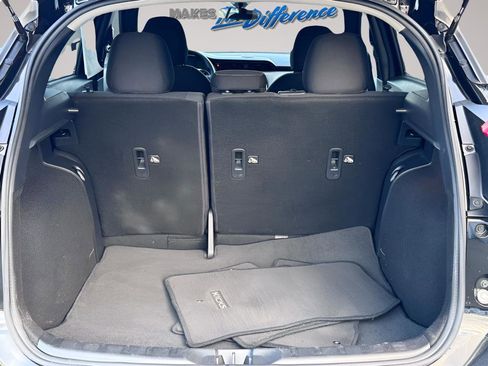 Used 2020 Nissan Kicks S image 35