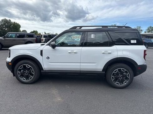 New 2025 Ford Bronco Sport Outer Banks w/ Outer Banks Tech Package+ image 2