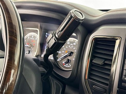 Used 2017 Nissan Titan PRO-4X image 16