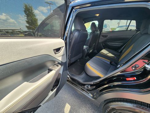 Used 2024 Subaru Crosstrek 2.5i Sport w/ Crosstrek Mirror Package image 10