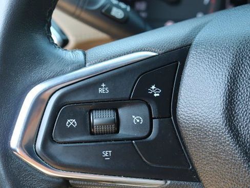 Used 2021 Chevrolet TrailBlazer ACTIV w/ Convenience Package FWD image 10
