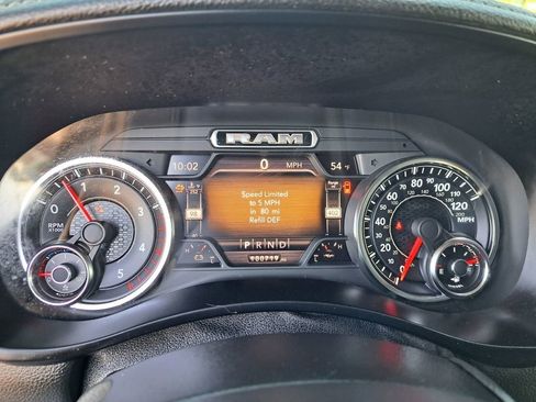 Used 2019 RAM 2500 Laramie image 29