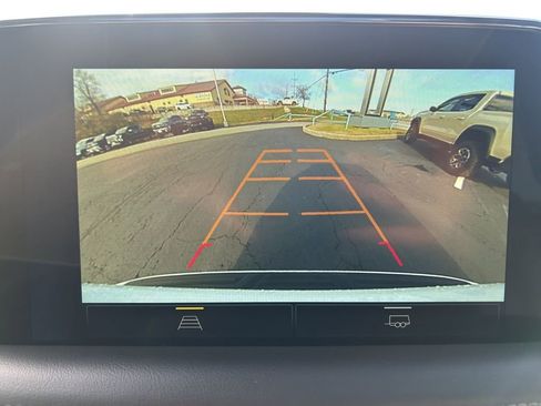 Used 2022 Chevrolet Tahoe LT image 32