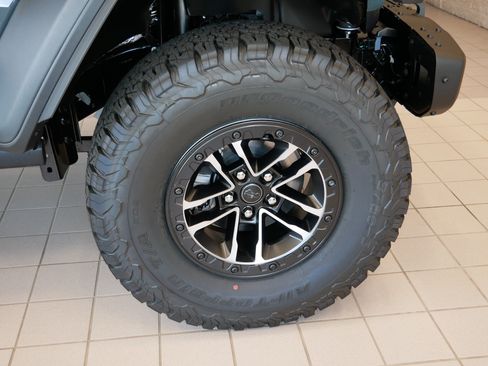 New 2026 Jeep Wrangler Unlimited Rubicon 392 w/ Quick Order Package 27X Moab AWD/4WD image 5