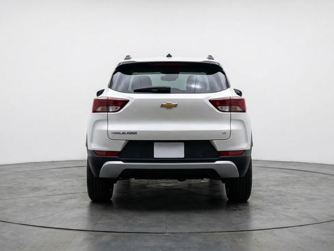 Used 2025 Chevrolet TrailBlazer LT image 7
