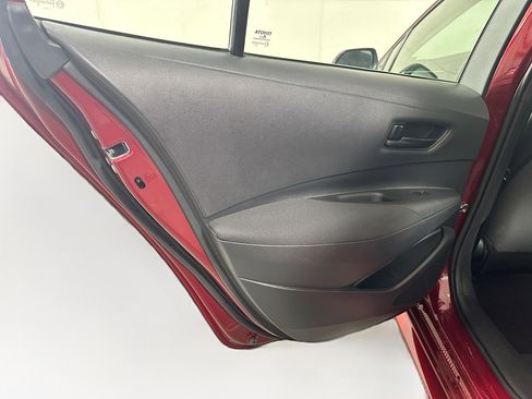 Used 2025 Toyota Corolla LE image 26