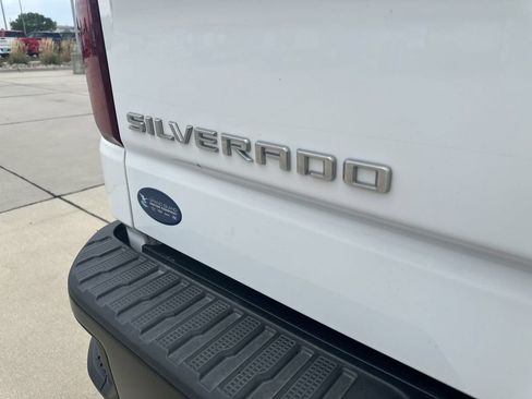 Certified 2021 Chevrolet Silverado 1500 W/T w/ Z71 Off-Road Package AWD/4WD image 32
