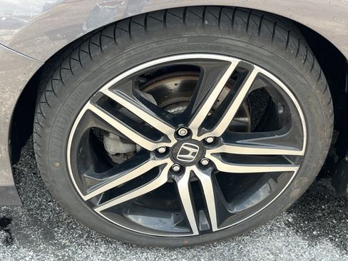 Used 2017 Honda Accord Sport Special Edition image 12