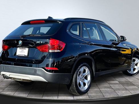 Used 2013 BMW X1 sDrive28i RWD image 2