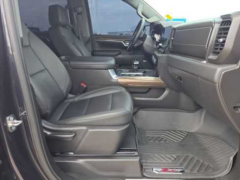 Used 2024 Chevrolet Silverado 1500 LT Trail Boss w/ Convenience Package II image 23