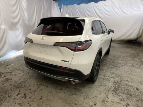 Certified 2024 Honda HR-V Sport image 7
