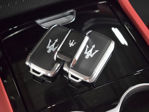 New 2025 Maserati Grecale Folgore image 44