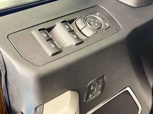 Used 2019 Ford F150 Lariat w/ Equipment Group 502A Luxury image 18