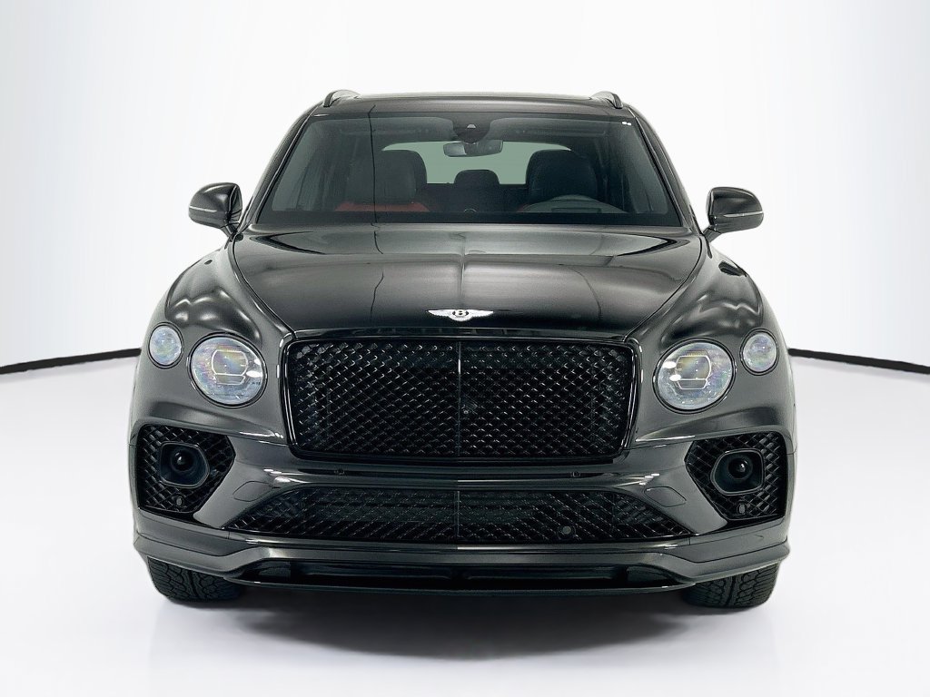 Certified 2022 Bentley Bentayga AWD/4WD image 2