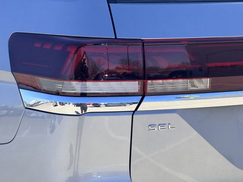 New 2026 Volkswagen Atlas SEL Premium R-Line image 12