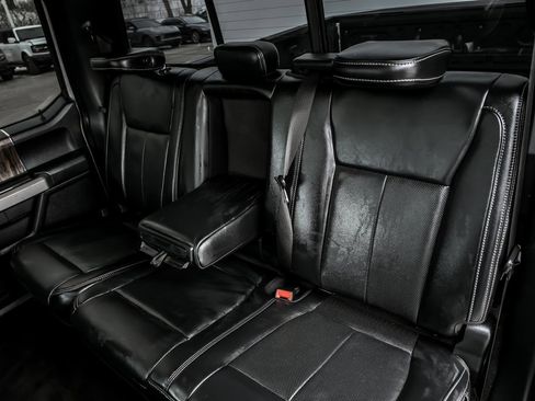 Used 2019 Ford F150 Lariat w/ Equipment Group 502A Luxury image 17