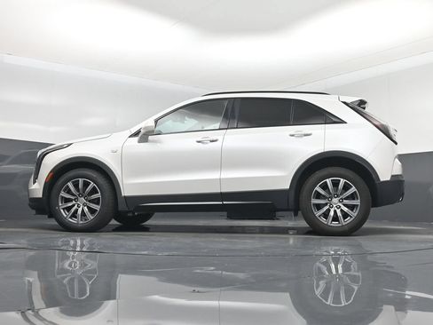 Used 2019 Cadillac XT4 Sport w/ Cold Weather Package FWD image 15