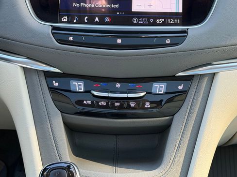 Used 2021 Cadillac XT5 Premium Luxury image 24